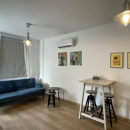 Lovely 1-bd With Patio In Nicosia Center
