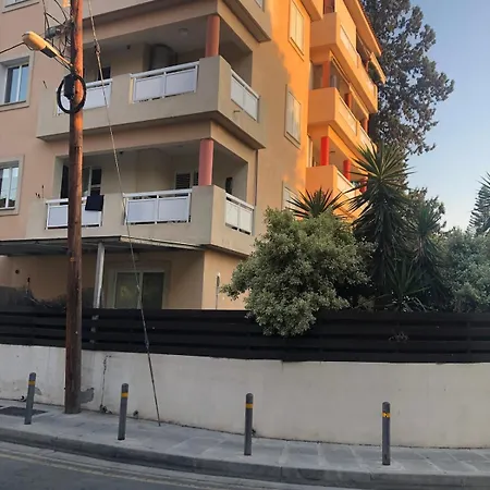 Lovely 1-bd With Patio In Nicosia Center Engomi